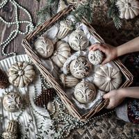 Елочная игрушка "Лук с патиной" купить в интернет-магазине Антикварня