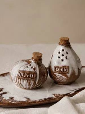 Солонка и перечница белая ручной работы