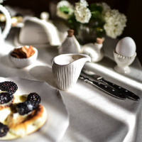 Подарочный набор для завтрака "Белый дзенарт" купить в интернет-магазине Антикварня