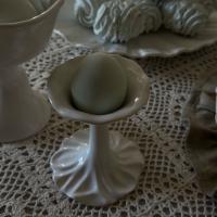 Подставка для яйца на высокой ножке Белый Жемчуг  купить в интернет-магазине Антикварня