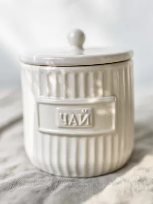 Емкость для чая с надписью чай
