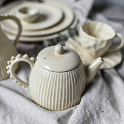 чайник Белый жемчуг ручной работы, купить в интернет-магазине антикварня